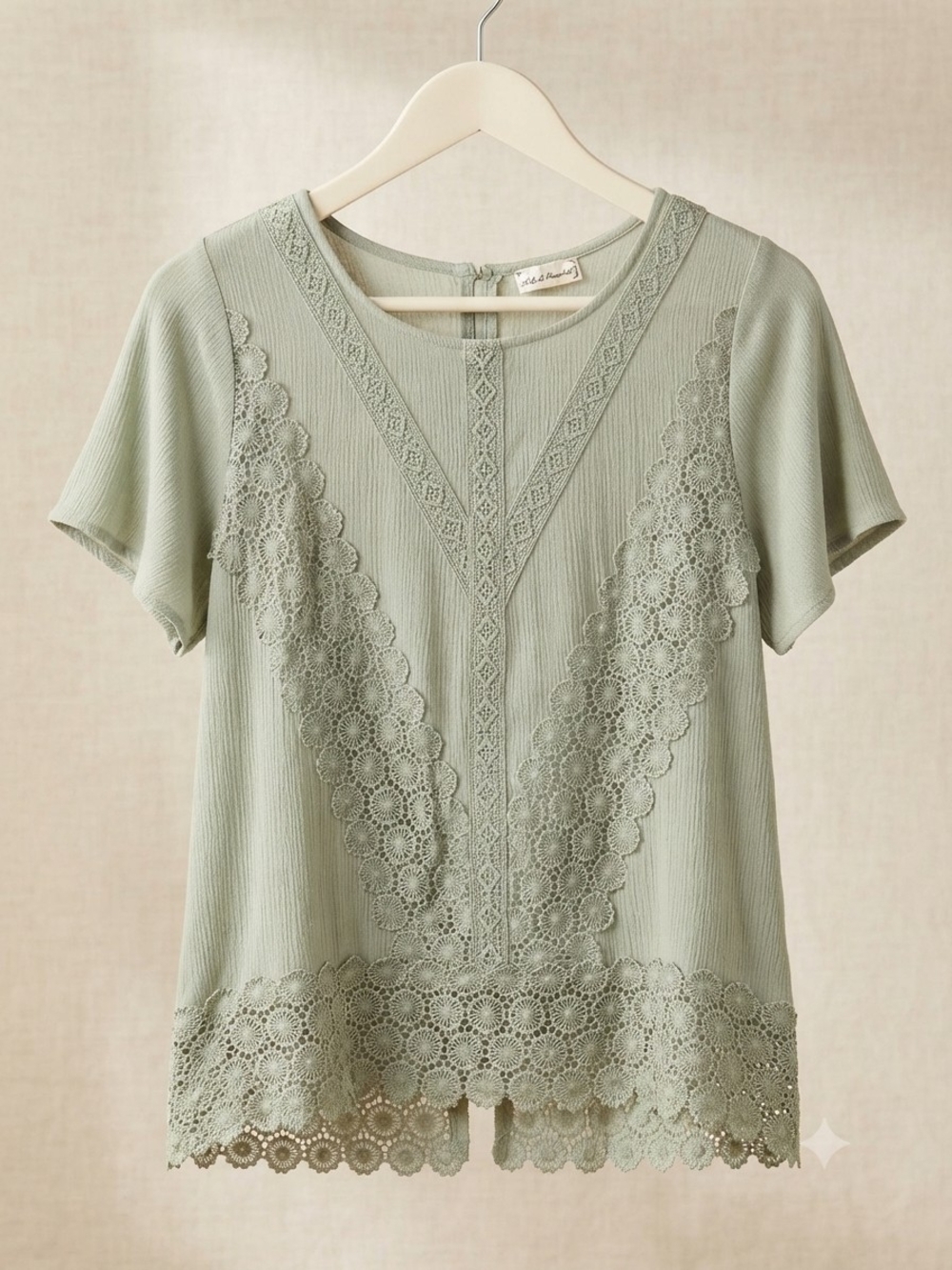 Cloth & Portrait Sage Green Lace Trim Flutter Sleeve Blouse - Size Medium
